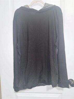 NWT OLD NAVY Go-Dry Men's Black Hooded Long-Sleeve shirt